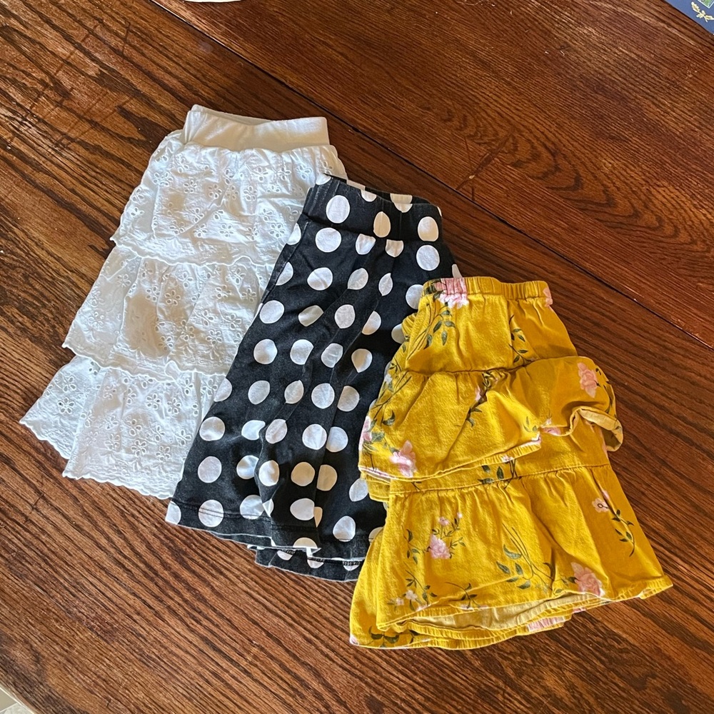 Girls skirt bundle - Picture 5 of 5